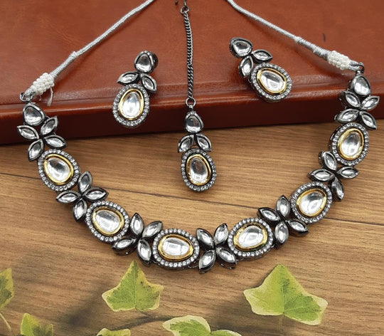 (1-3-NS23) VICTORIAN KUNDAN NECKLACE SET