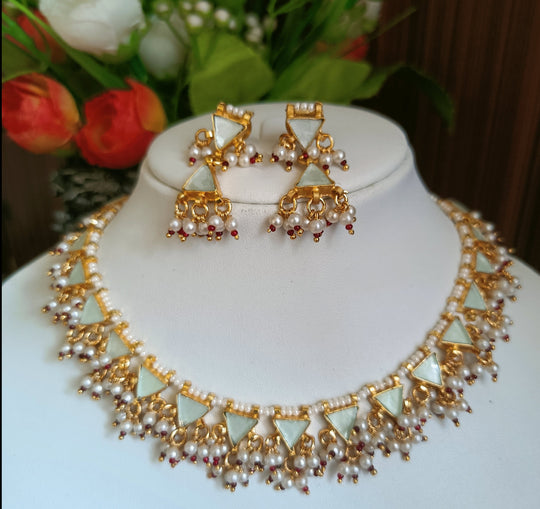 (1-14-NS6) PACHI KUNDAN DELICATE NECKLACE